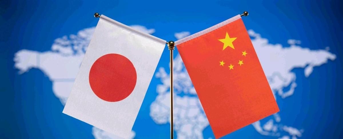 最近日本自卫队和美国那啥了，说是联合训练，其实大家都知道是冲着我来的。咱解放军也