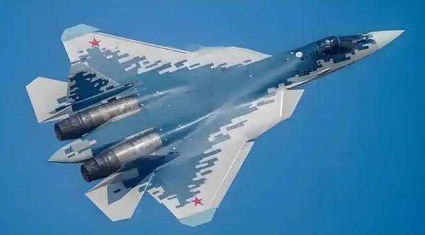 【越南下一代战机会选择哪款？】

越南下一代战机大概率选择苏-57，采购计划预计