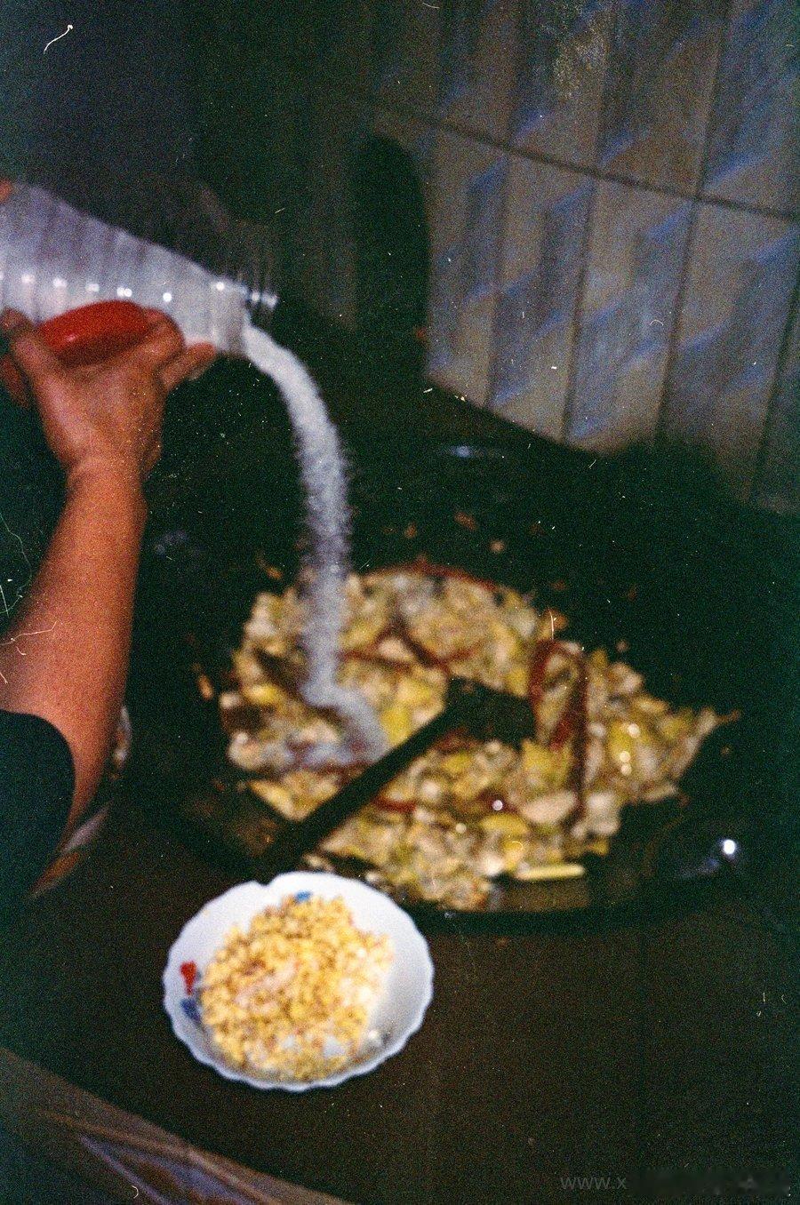 满满的烟火气易烊千玺晒家乡照片易烊千玺小网站更新家乡照片