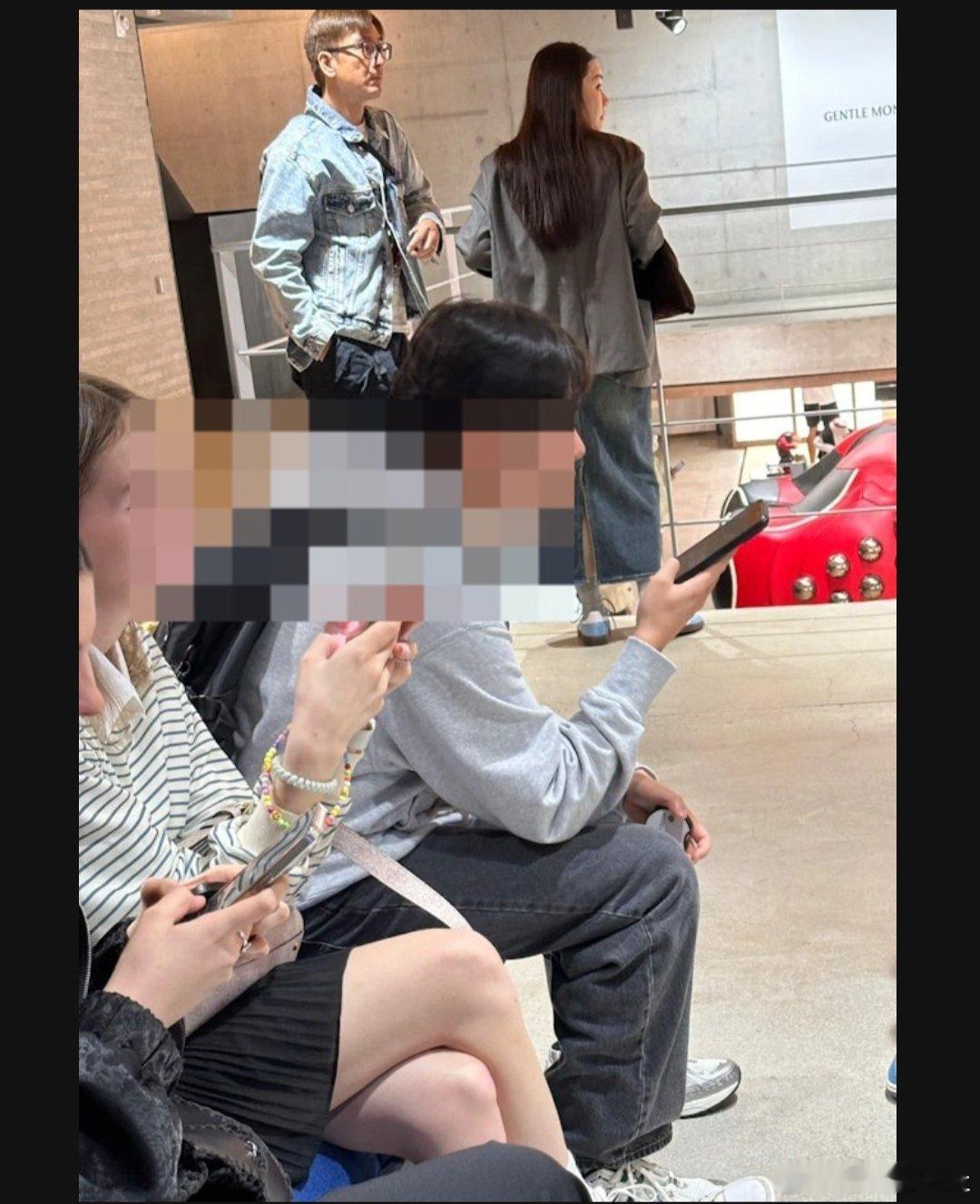 現年50歲的馬國明與老婆湯洛雯（Roxanne）自去年12月於泰國蘇梅島舉行婚禮