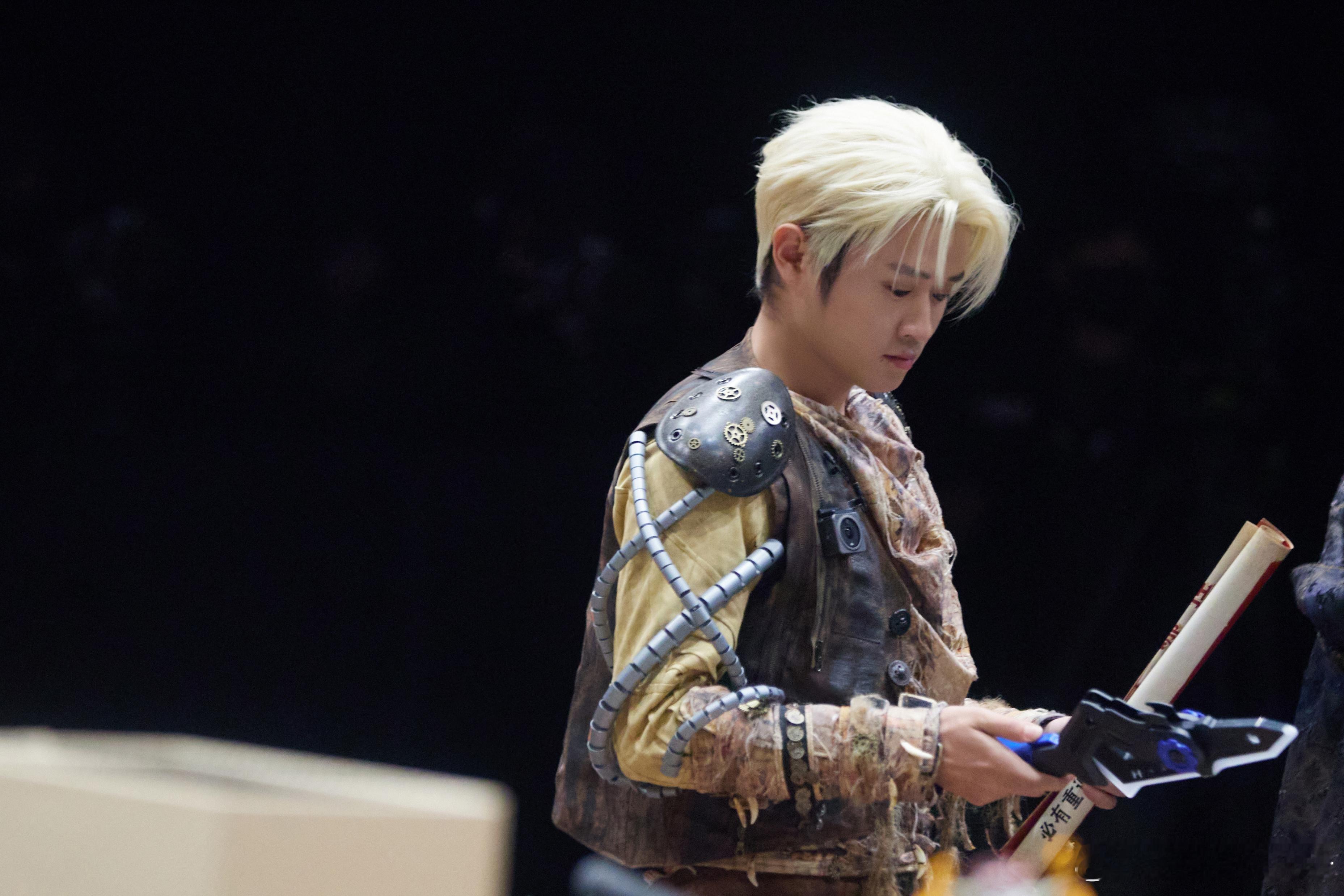 大侦探陈哲远王勉好癫的感情线大家速看大侦探，陈哲远王勉这段这么癫的内容，真的怕后