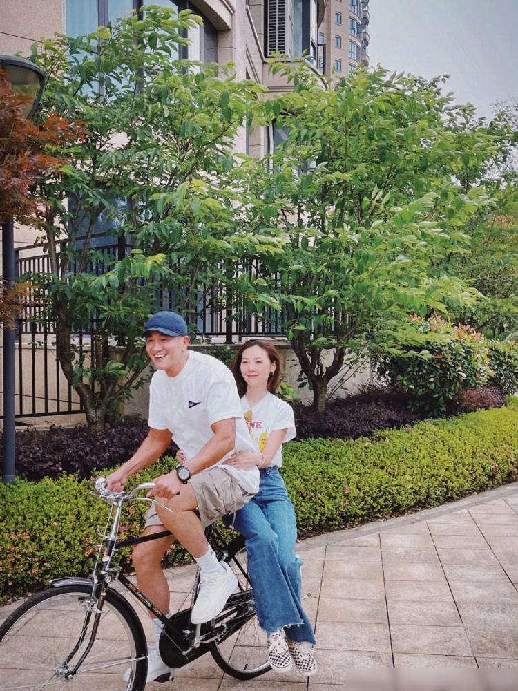 结婚十年，一根排卵针都不许老婆打！何润东这男人，把所有“生不出”的锅，全背自己身