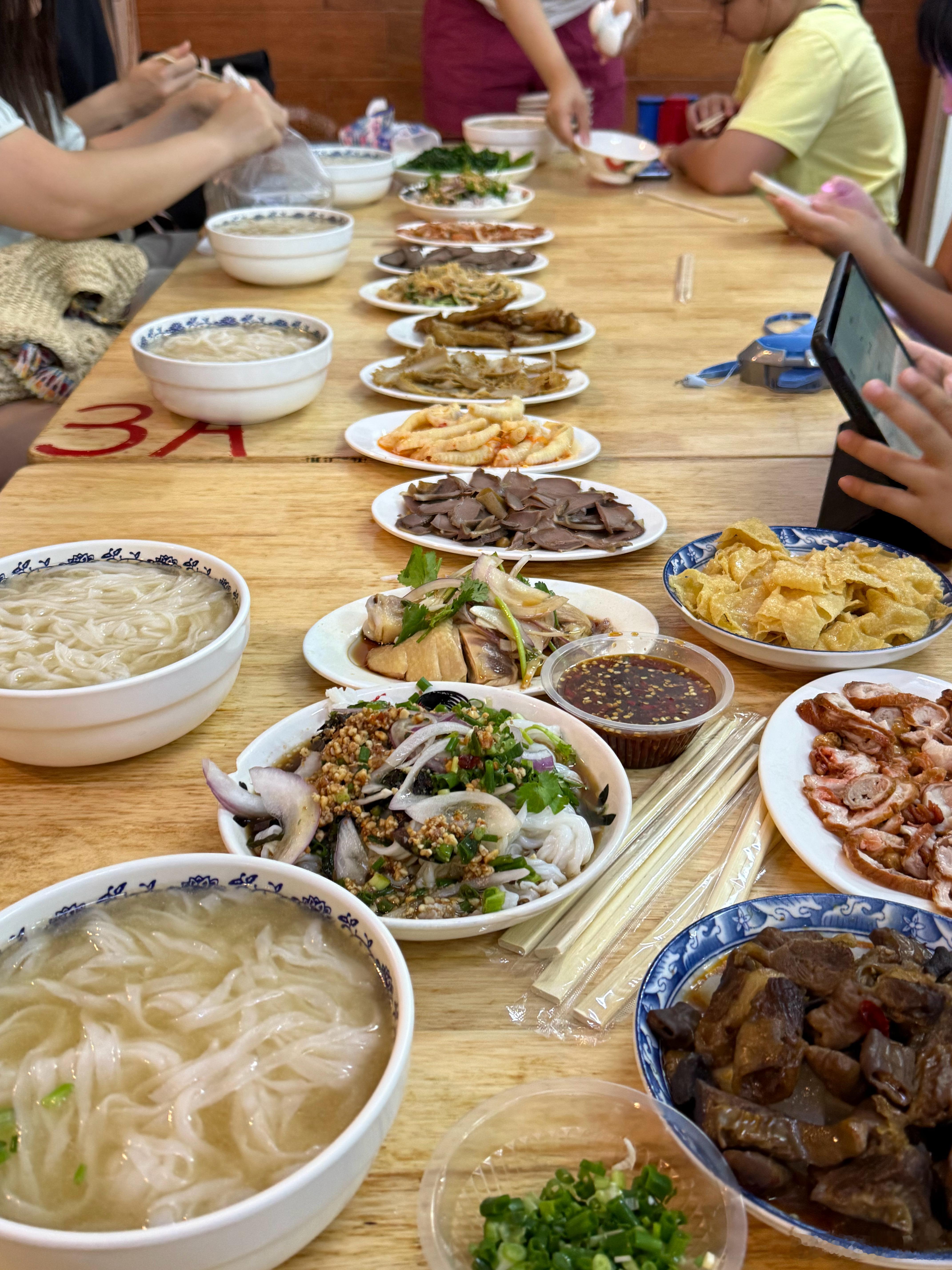 到广西了，吃点！ ​​​