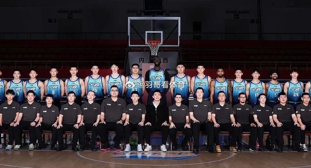 4月20日讯 今夜进行的CBA常规赛，宁波男篮主场84-65大胜吉林。经此一役，