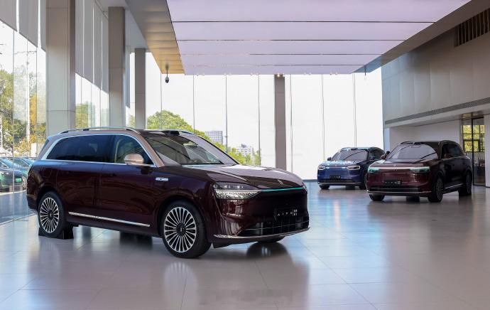 根据中国汽车流通协会此前发布的《2025年11月中国汽车保值率研究报告》，问界M