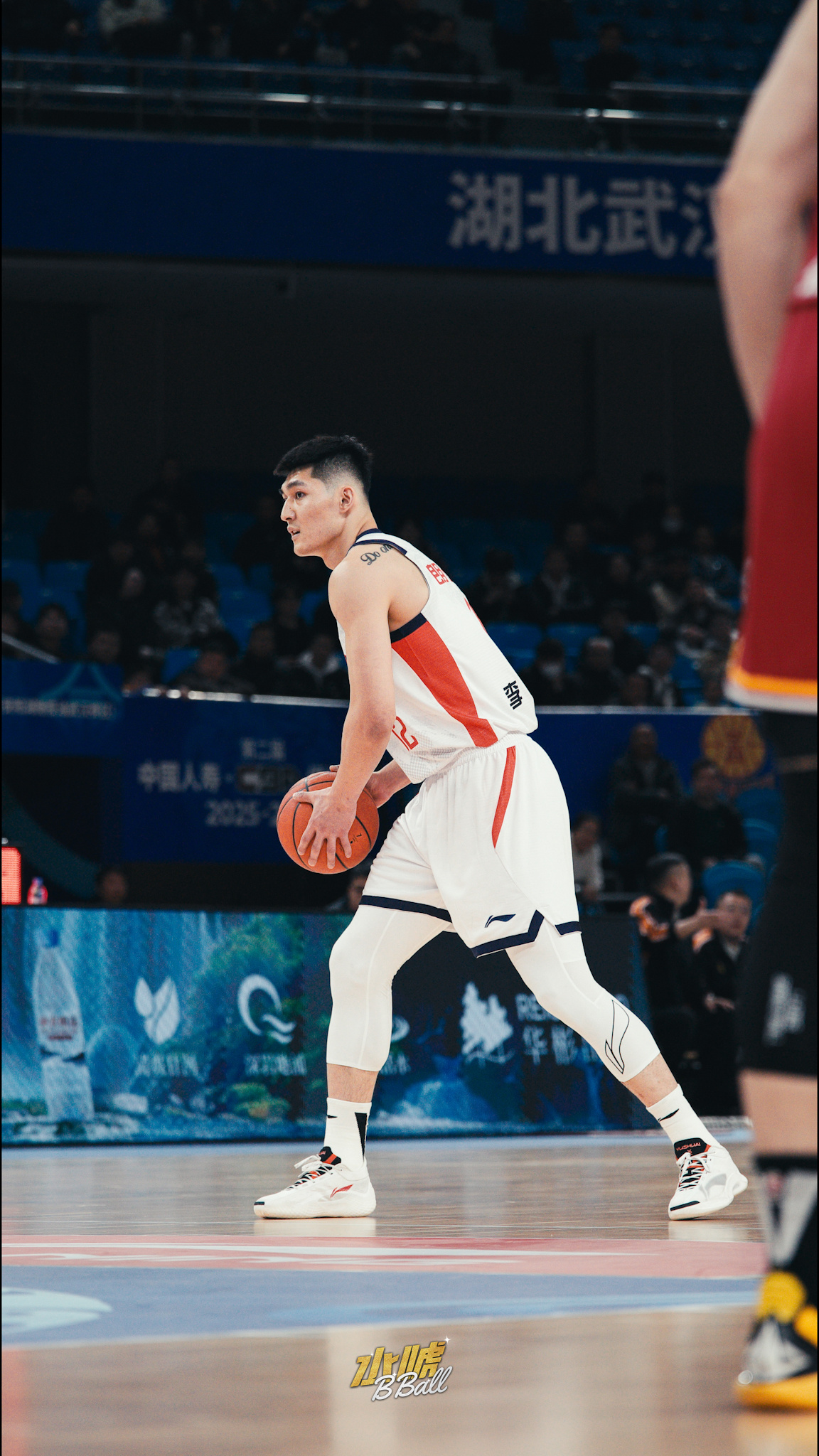 水唬篮球 龙狮是我个人新赛季最期待的养成系球队从国家队火线归来憋足劲上场抡圆干在