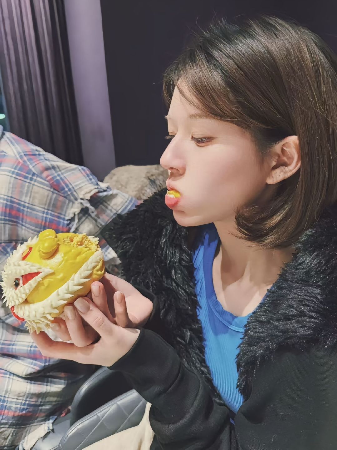 每一张都细细舔一遍[苦涩] 哦妈咪女儿，老婆，亲亲💋 