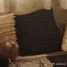 1300每一个清晨，记得告诉自己：没有奇迹，只有你努力的轨迹；没有运气，只有你坚