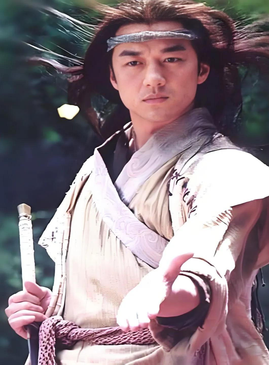 金庸小说：令狐冲剑刺峨嵋派道人，源自房中术洞玄子三十式之偃盖松。

偃盖松——谐