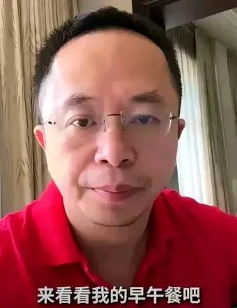 其实像黄安，周鸿祎这样的人都是身体出现状况了，才讲究过午不食和天天吃素的。
周鸿