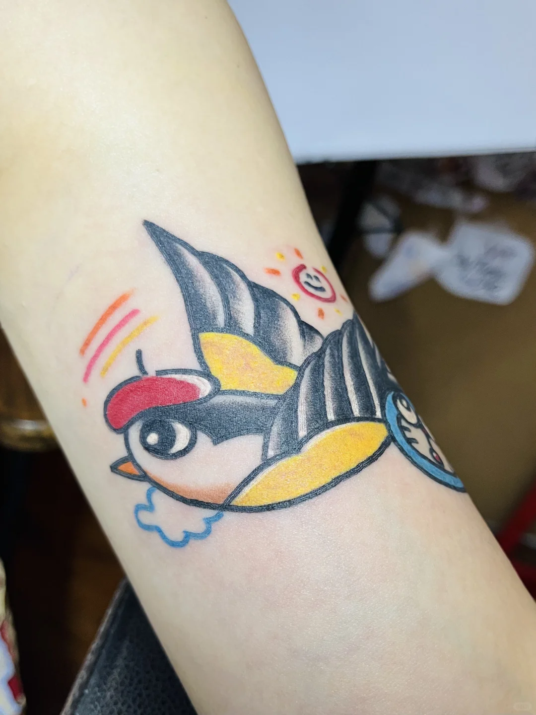 哆啦A梦🔵和喜鹊🐦