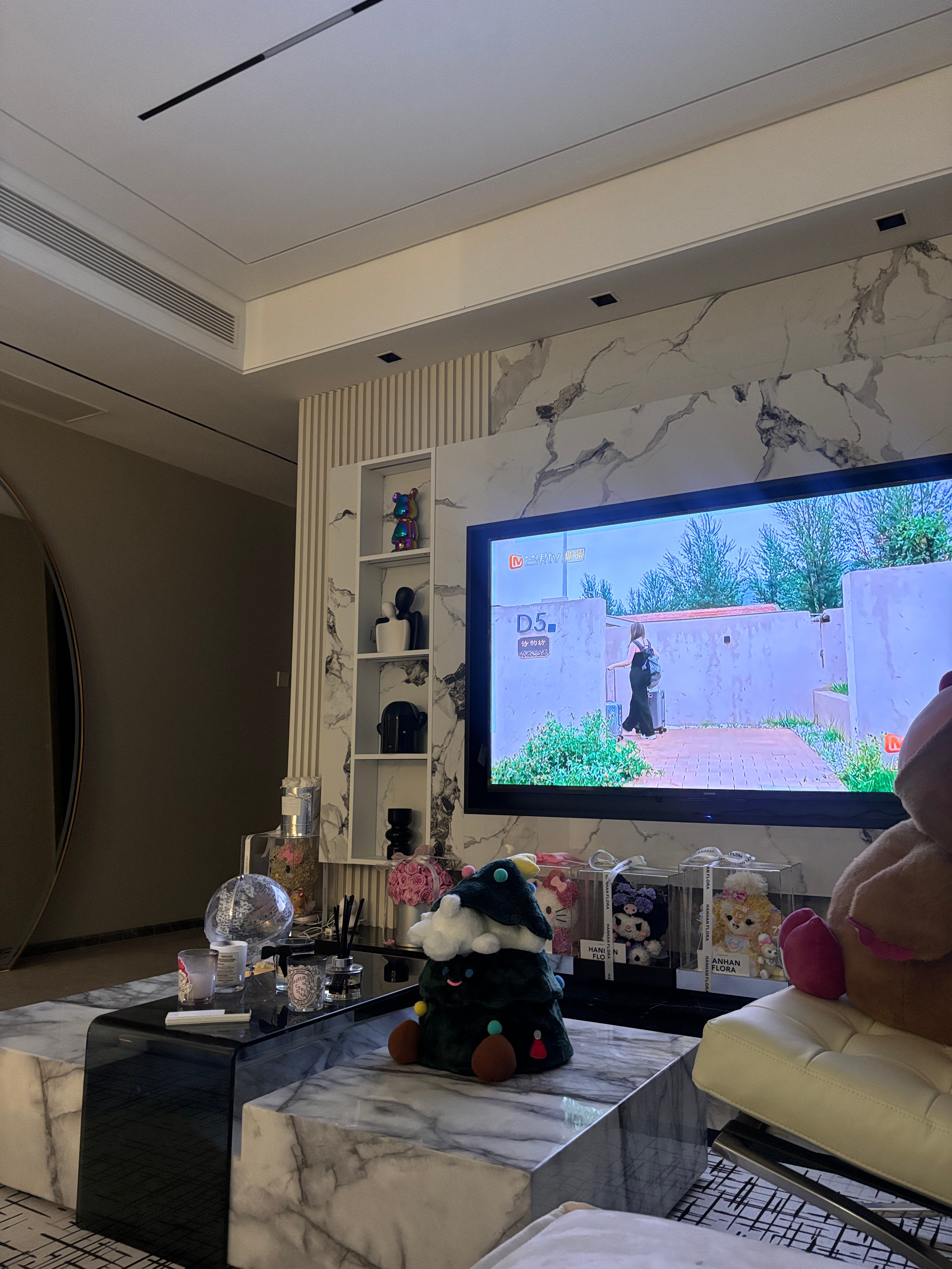 极限狠狠工作了72小时凌晨到家开始追抓马综艺 再见爱人 身边朋友们都在推荐 我要