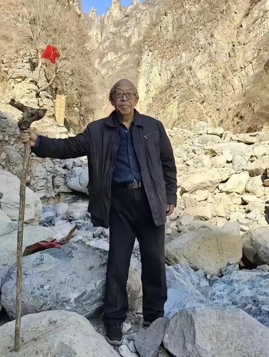 “太有毅力了！”河北，一81岁老人退休后为了打发时间，不跳广场舞，不刷手机，花1