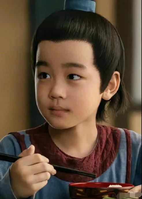 小范闲韩昊霖长大了，五年对一个小孩来说变化真的很明显，庆余年要是第三部再拖个5年