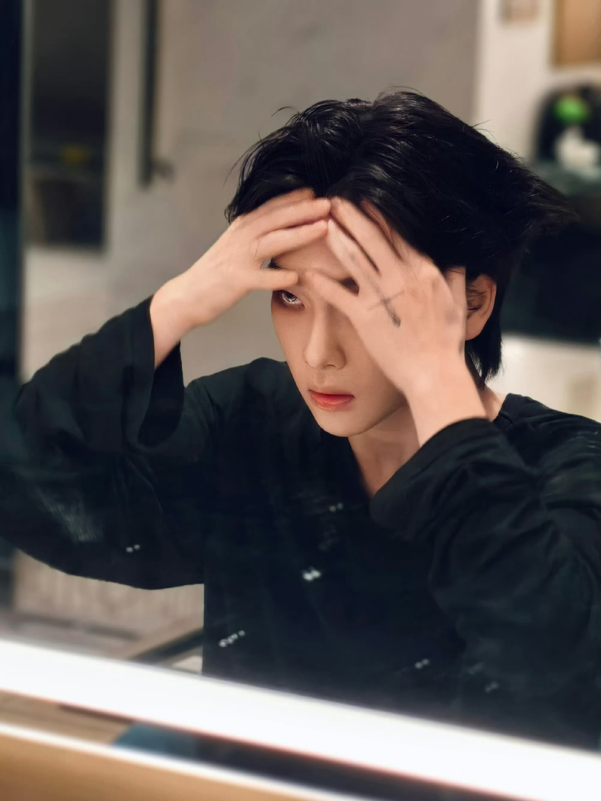 周震南新歌 zzn  周震南 全能ace “是初遇时的悸动，是一次又一次的心动.