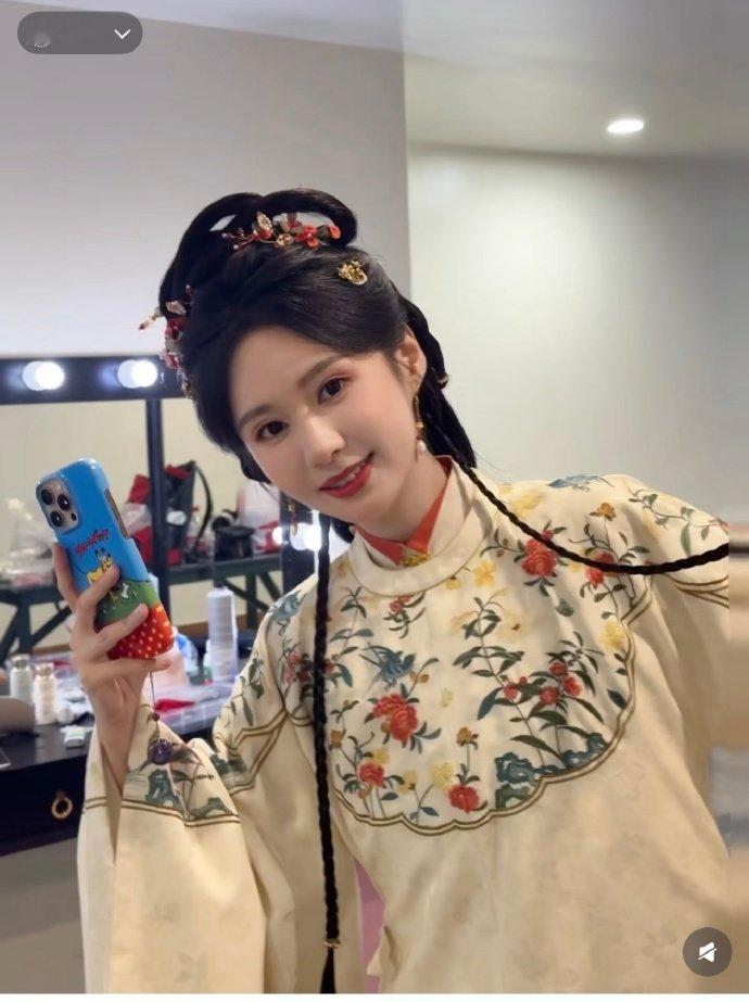 郑合惠子任宥纶同款手机壳 郑合惠子、任宥纶同款手机壳，稳稳的幸福~ 