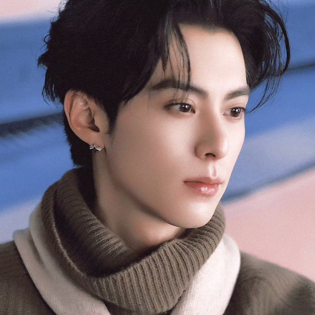 王鹤棣官宣湖南跨晚湖南卫视跨年第三波阵容 谁懂啊！王鹤棣官宣湖南跨年演唱会了！海