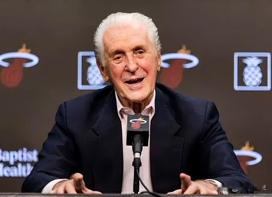 热火总裁莱利语出惊人：我们的阵容能跟除雷霆马刺之外的任何球队竞争！

NBA各大