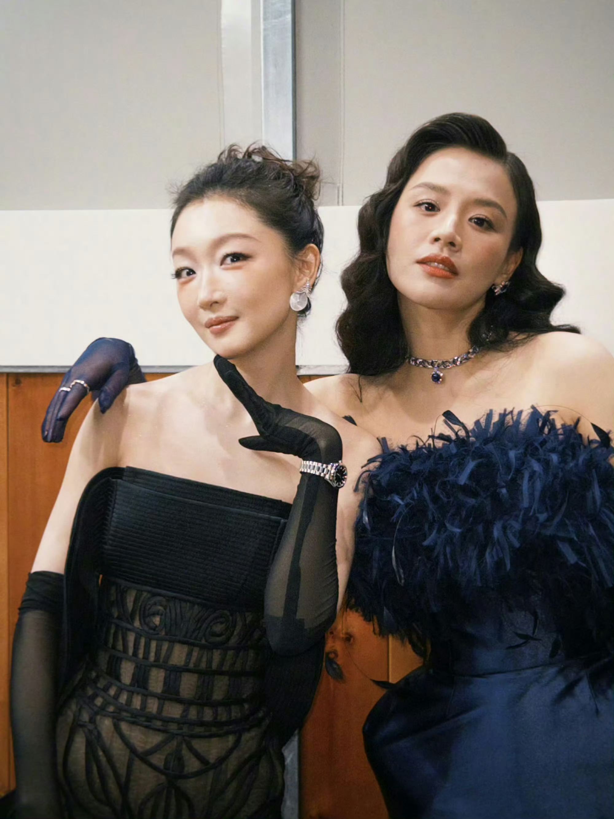 周冬雨说马思纯是她最重要的人双向奔赴的神仙友谊！周冬雨把马思纯放在心尖上，一路陪