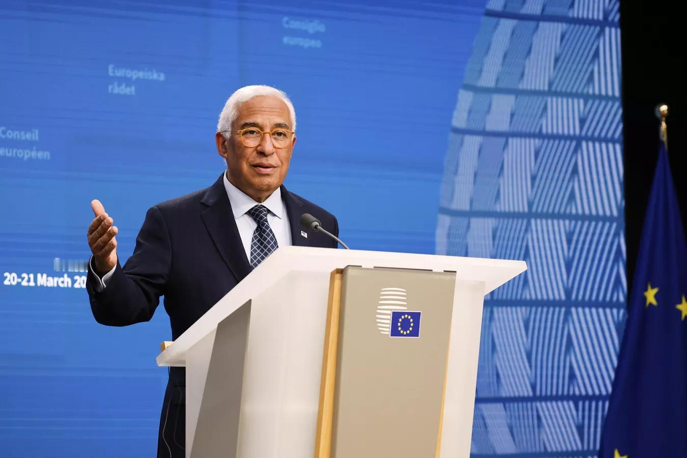 欧洲理事会的“大当家”科斯塔说了，因为特朗普拿关税逼欧洲卖岛这事儿太离谱，得赶紧