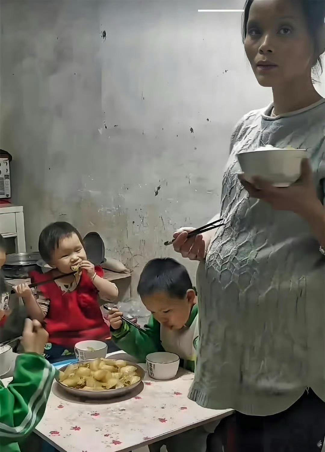 都六个人吃一个菜了，为什么还要继续生？ 