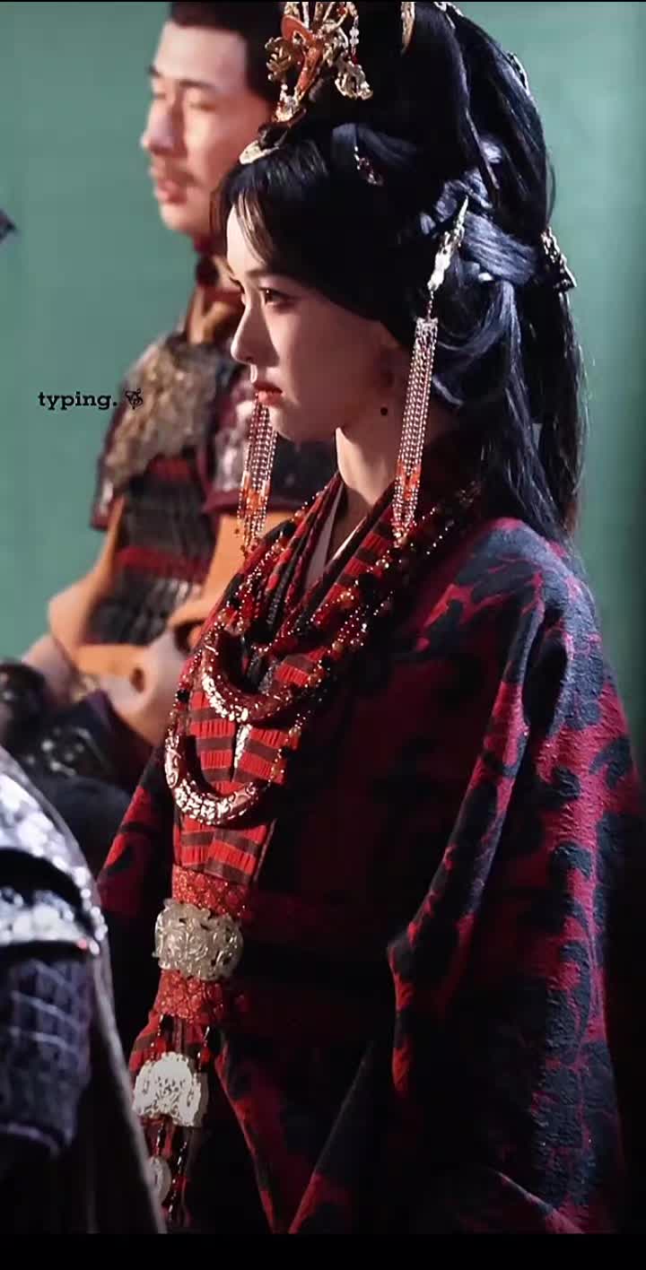 就这个女帝感爽楚朝路透 cr 第一张见水印