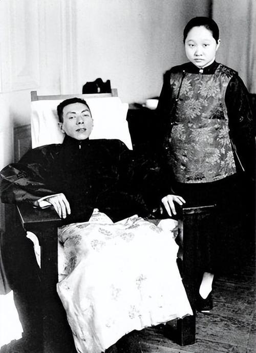 两位贵人与蒋介石的权力崛起
一个人成事离不开能力、运气，更少不了贵人相助。蒋介石
