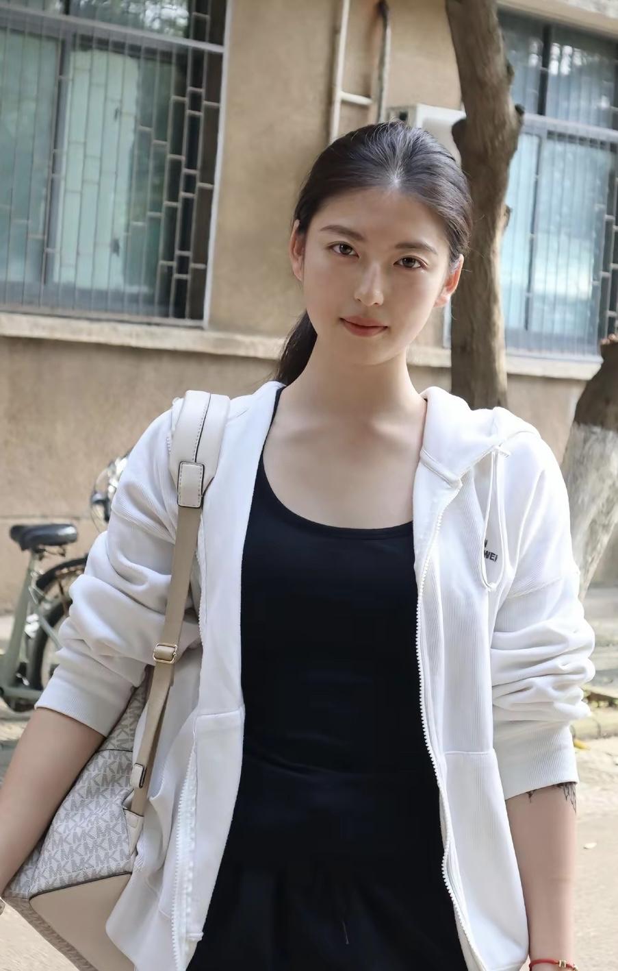 漂亮女孩