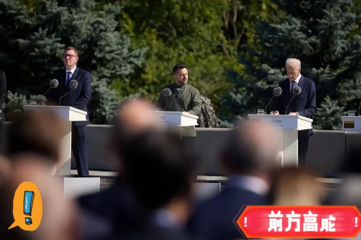 泽连斯基：克里姆林宫终将战败

 8月23日，在乌克兰国旗日庆典活动上，泽连斯基