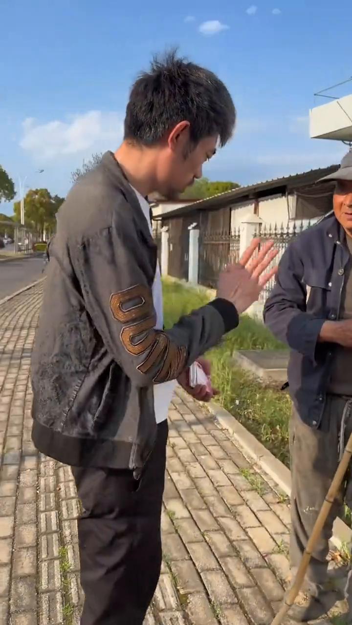 买点肉吃。