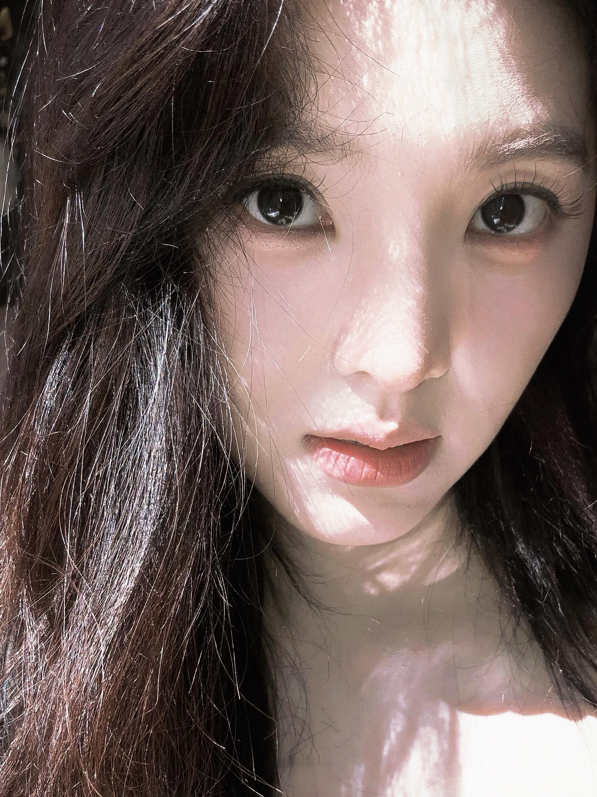 Oliverjune镜头下的怼脸拍☀️💬- 