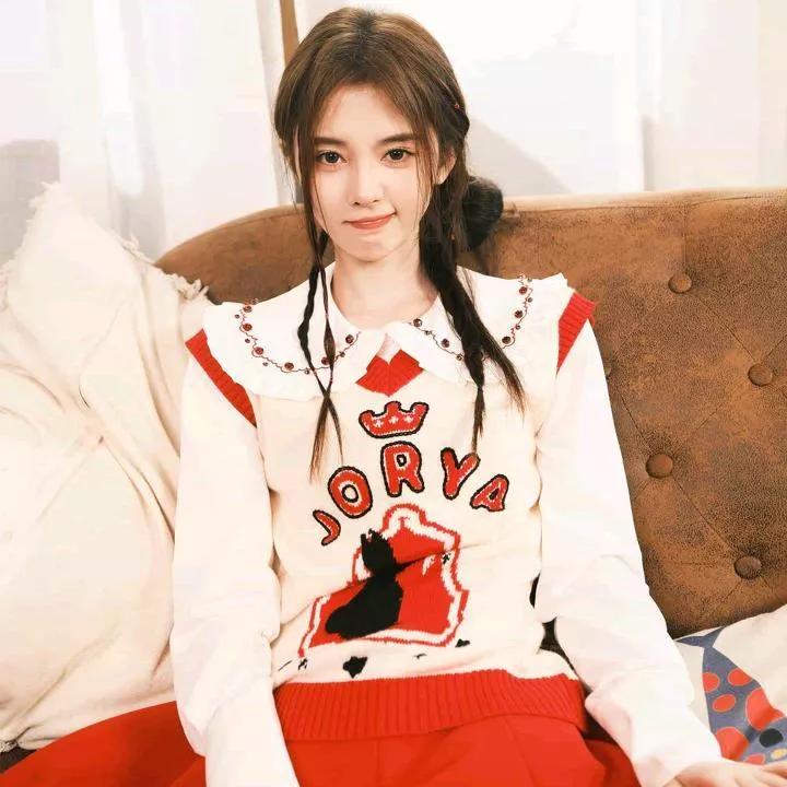 元气少女甜美穿搭，轻松惬意的一刻