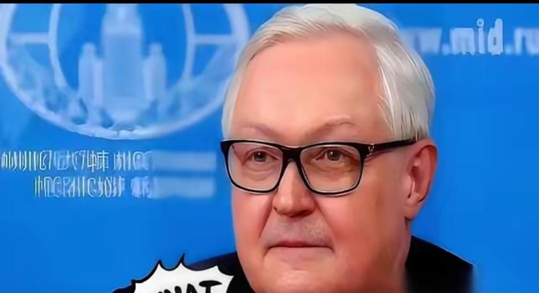 俄罗斯这步棋直接把北约架在火上烤！不军演不放狠话，反手甩出“互不侵犯条约”，这哪