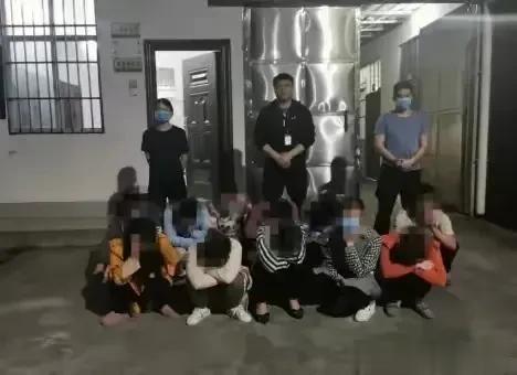 卖淫嫖娼作为中国严厉打击的违法犯罪活动，不仅严重影响了社会风气，还滋生了许多其他