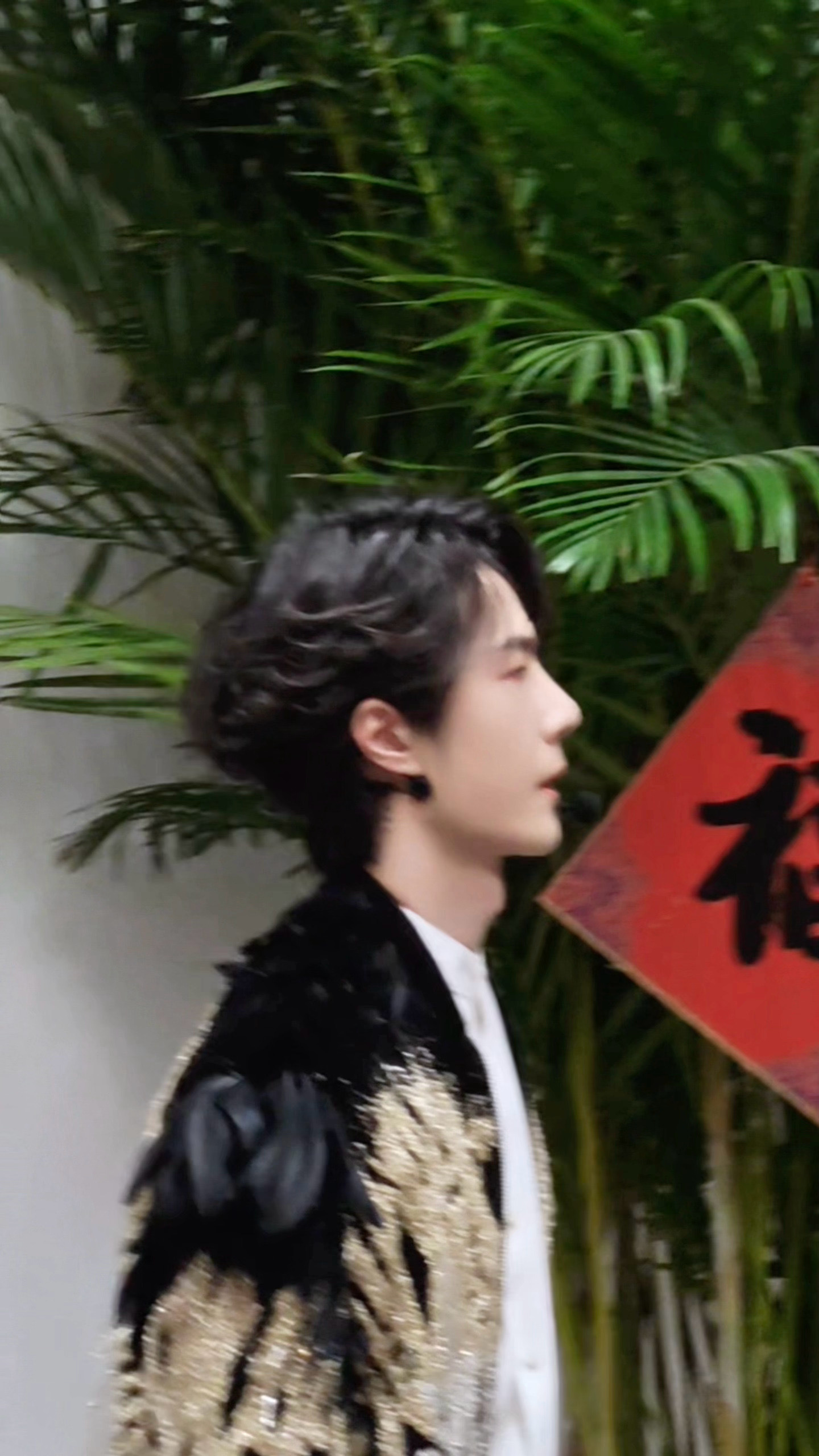 郭富城王一博 法拉利遇上兰博基尼一博走路都带风，好帅好帅！！！气场2米8