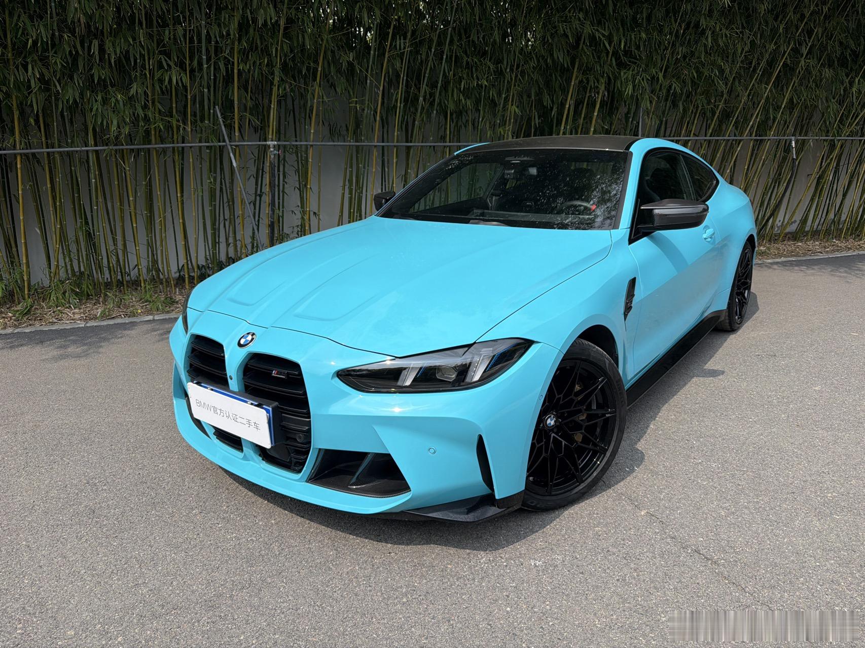 宝马 M4 xDrive 雷霆版 【二手车】个性化定制车漆土耳其蓝外观，全Mer