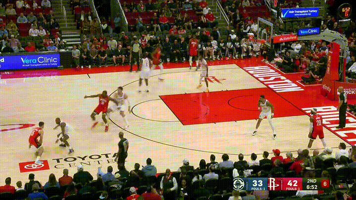 火箭小将谢波德的传球真是妙不可言！在今天火箭主场迎战快船的比赛中，当时比赛进行到