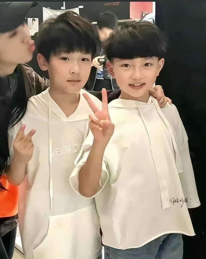 豪丞  好萌！ 