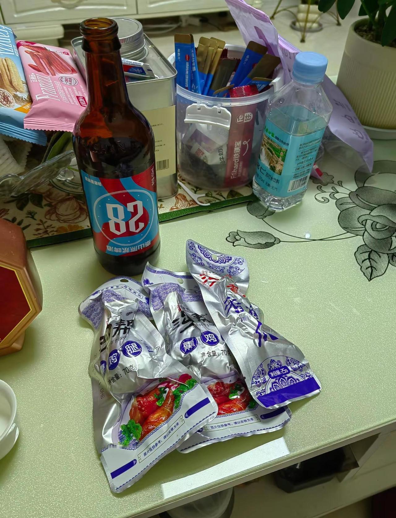 下班回家，结束一天奔波与忙碌，卸下工作的疲惫和所有情绪，回到属于自己的小天地。不