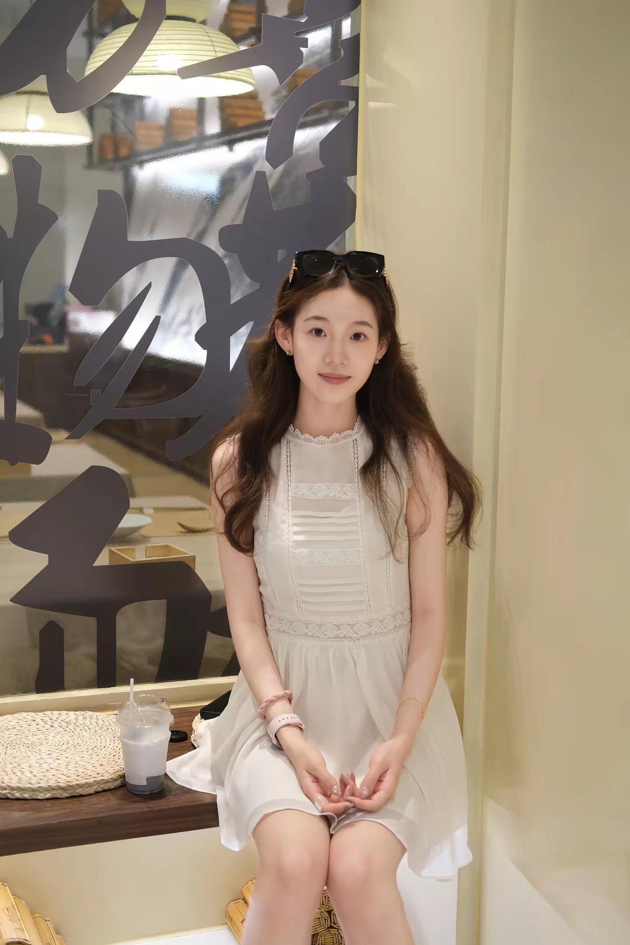 什么你的我的 你也是我的呀。纯欲松弛感 温柔ins风