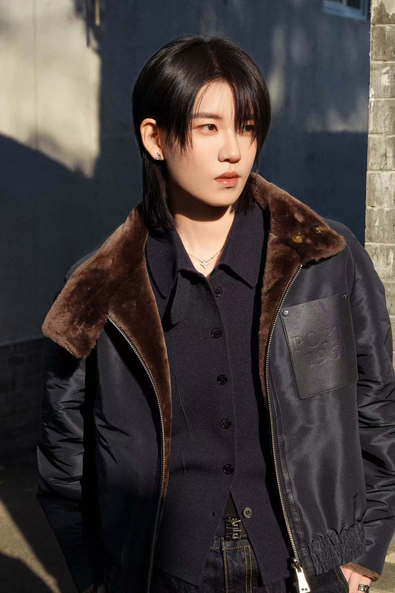 陆柯燃真不拿我们当外人 陆柯燃生日上演一个人的时装秀，各种物料大片演绎多元风格造