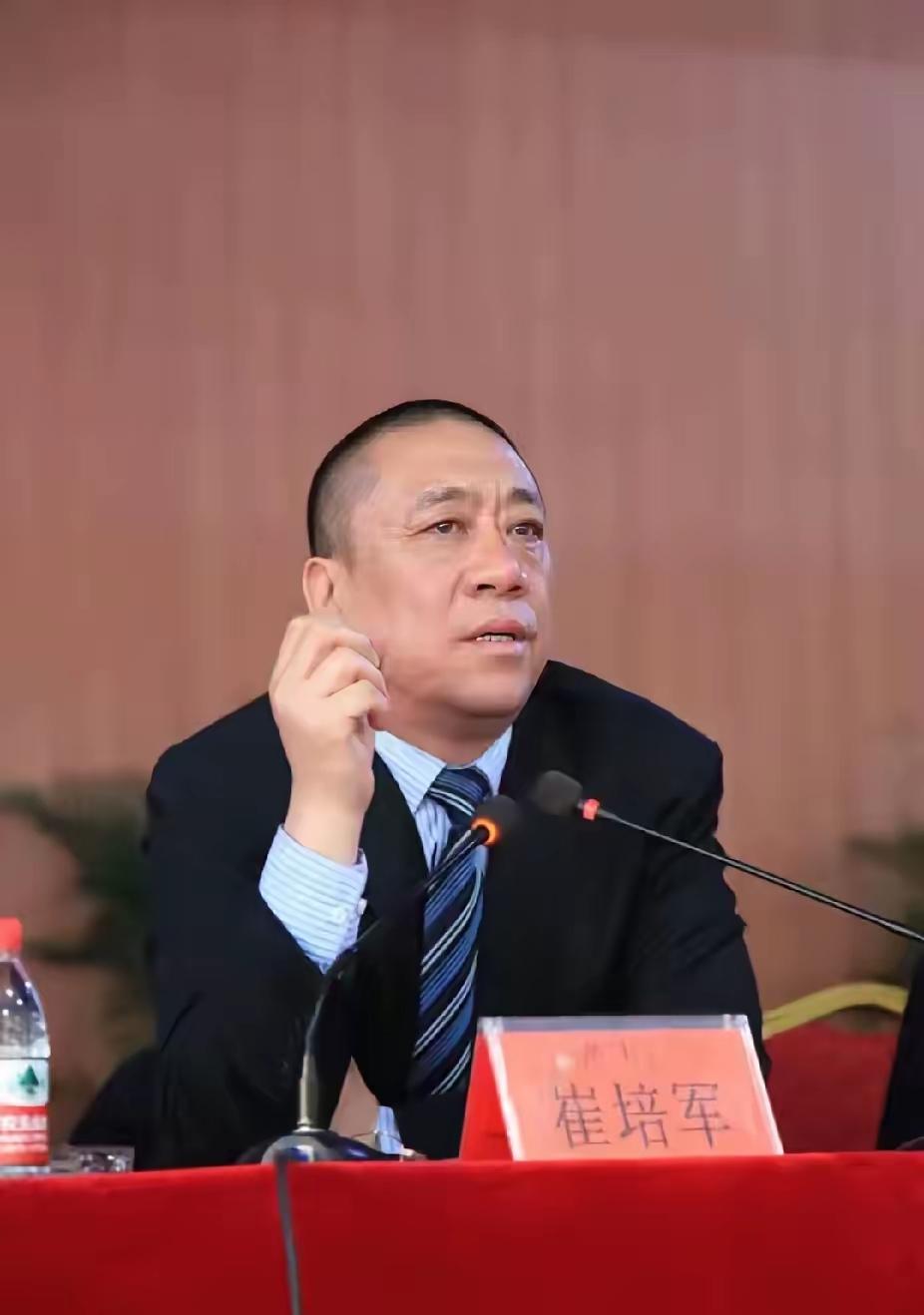 崔培军真是老板界的一股清流！2026年5月31日，河南新乡长垣的河南省矿山起重机