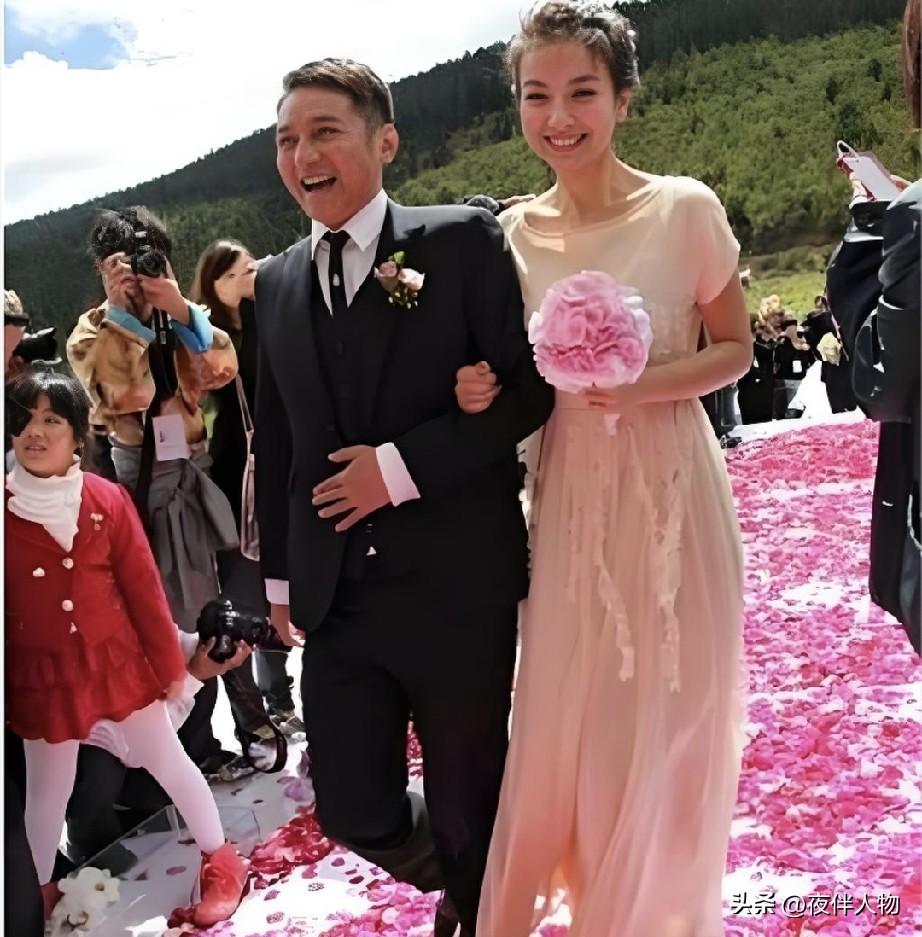 吴昕被问：活到100岁，但终身浑身疼痛，愿意吗？李静、戴军、孙浩一口笃定，吴昕肯