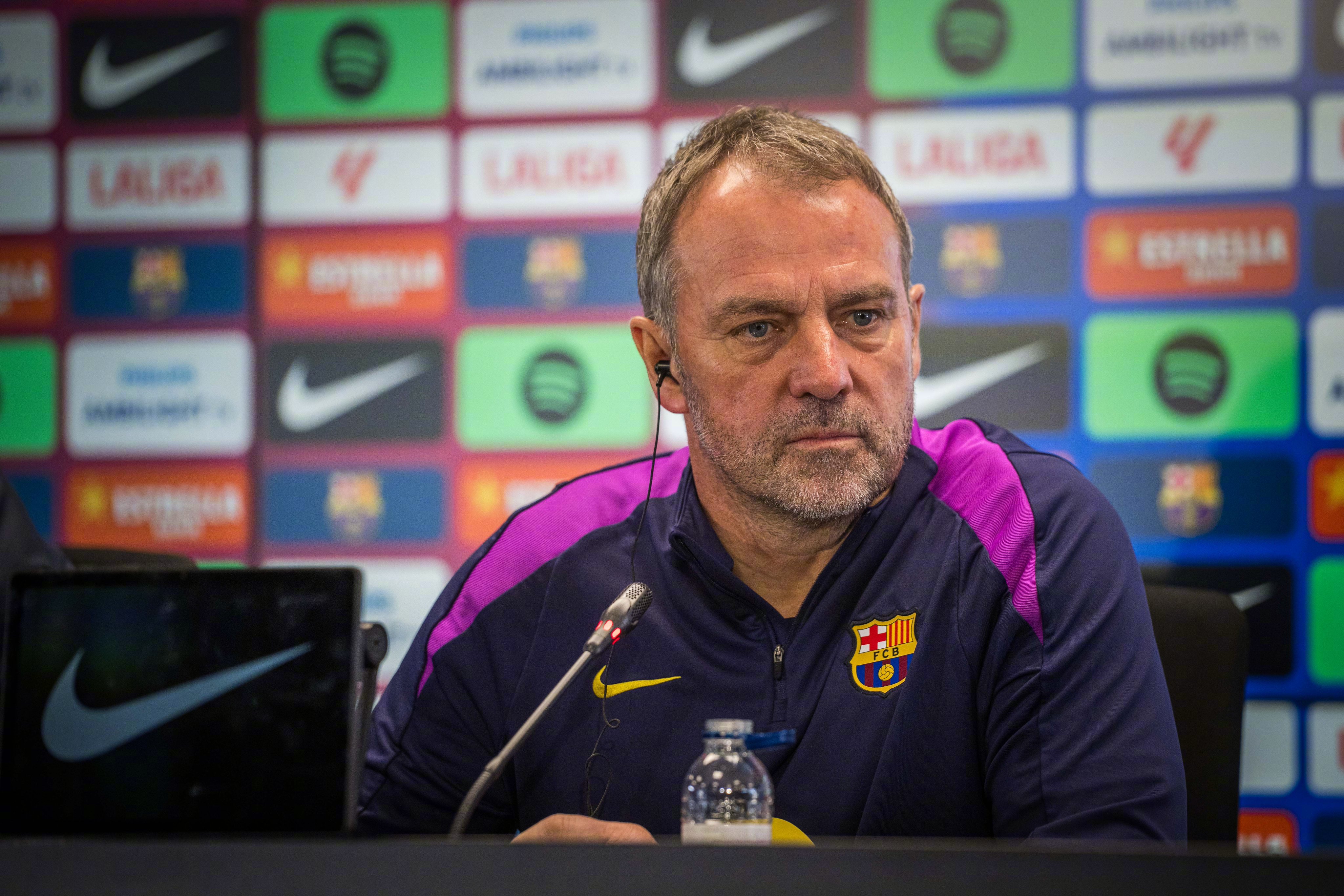 🎙️主教练弗里克在 马竞vs巴萨 赛前发布会上表示⬇️：【关于对手马德里竞技】