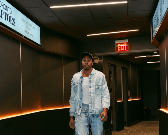 二象性！巴恩斯第一节4中4拿到9分，第二节6中0拿到0分