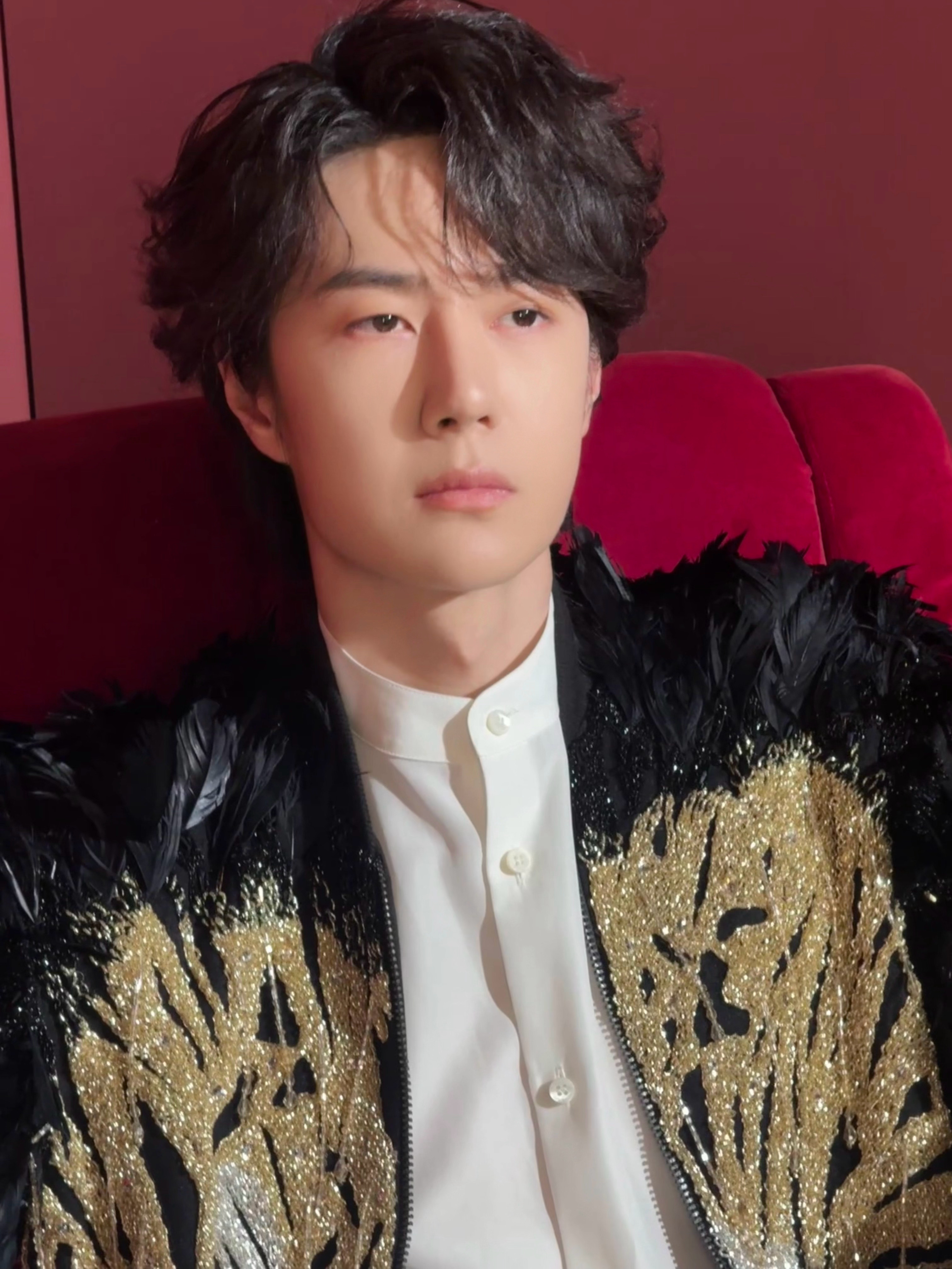 帅气的，有着王子气质的王一博，期待今晚的春晚舞台！