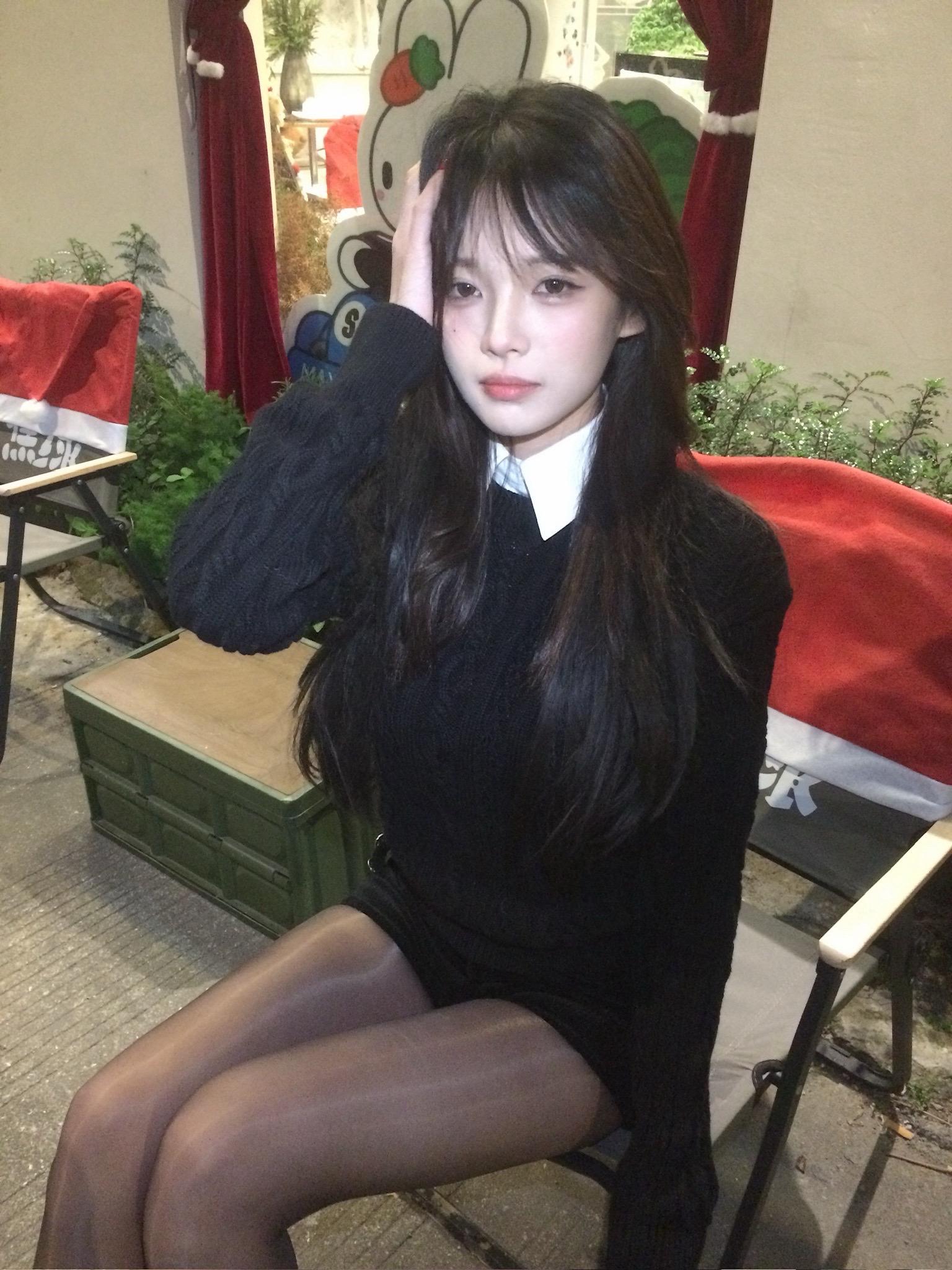 不懂珍惜还装深情 你咋不去死呢