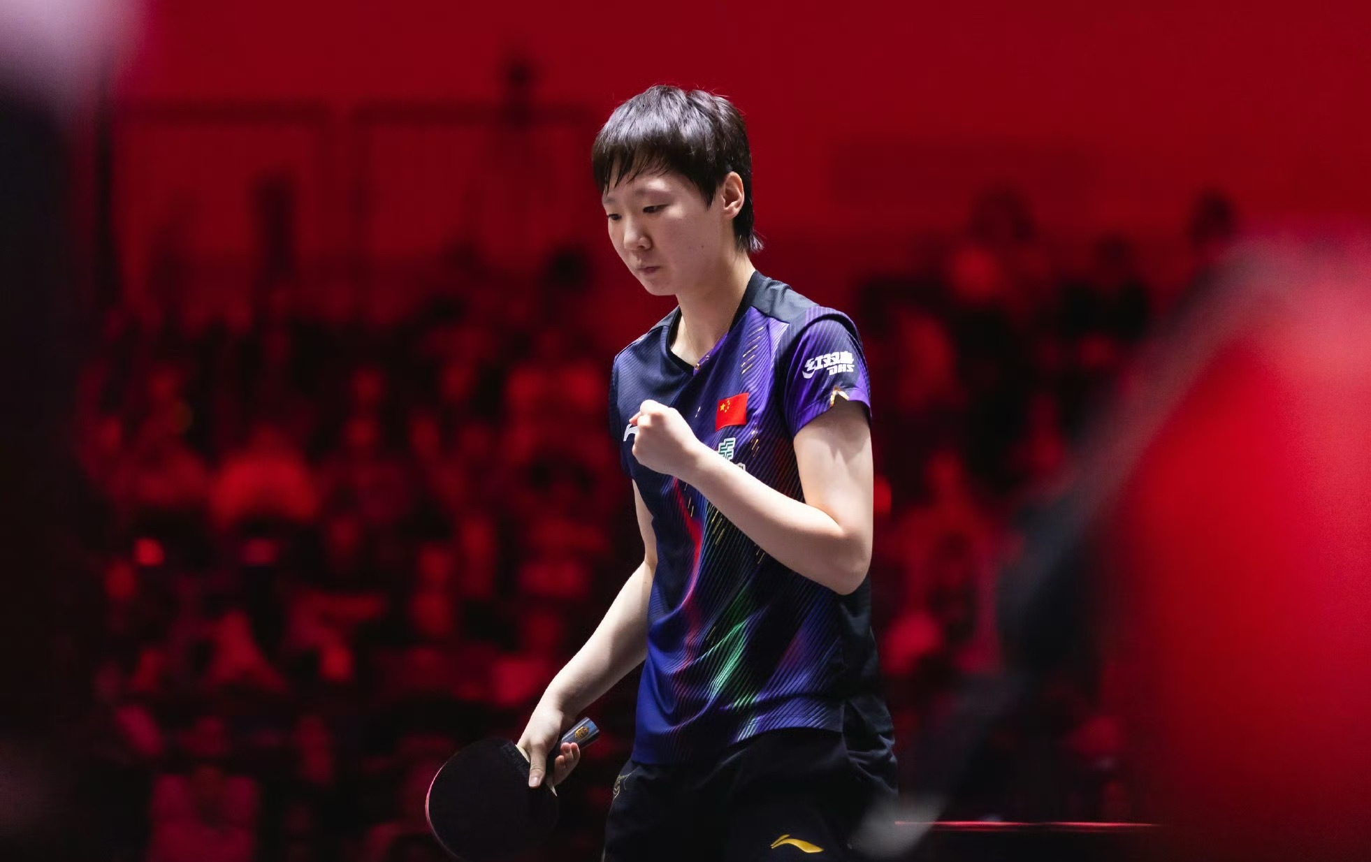 王曼昱晋级新加坡大满贯决赛 2026WTT新加坡大满贯女单半决赛中，王曼昱4-1