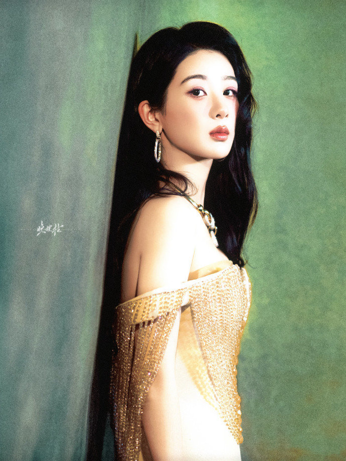 杨紫玉兰花开君再来 💜杨紫董竹君 即使山高水远，我也愿为你而来✨ 杨紫🔸杨紫