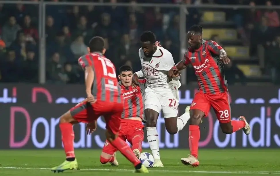 今日继续朝着好的方向出发！作品：克雷莫纳vs乌迪内斯   克雷莫纳坐镇主场，乌迪